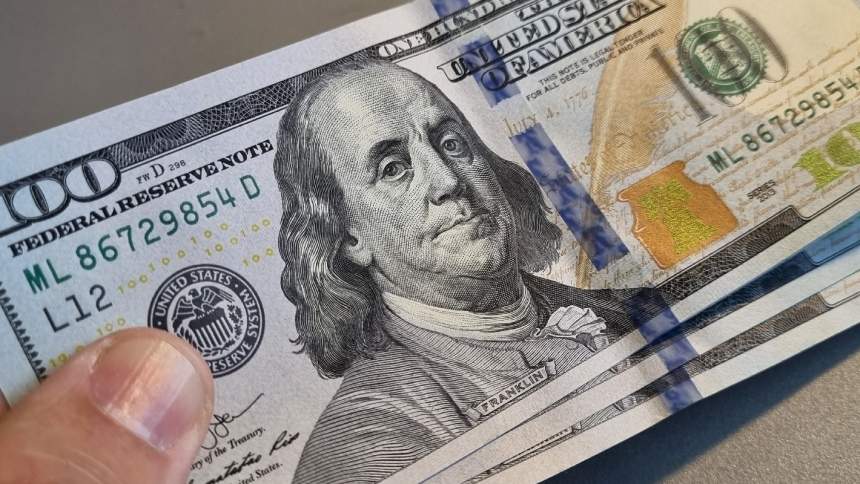Dólar oficial se acerca a los 130 bolívares: Así lo cotizarán este 7Ago
