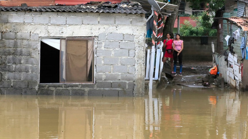 Al menos 14 fallecidos y 9.000 viviendas afectadas por las lluvias que afectan el norte de Colombia