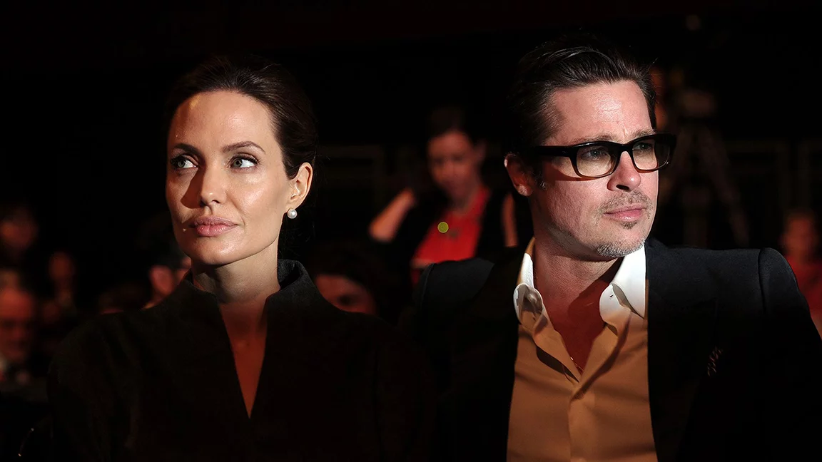 Sigue la batalla entre Angelina Jolie y Brad Pitt: La actriz lo acusa de asfixiar y golpear a sus hijos