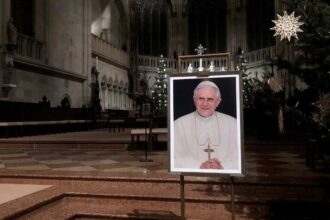 Así es el rito funerario de los papas que tendrá Benedicto