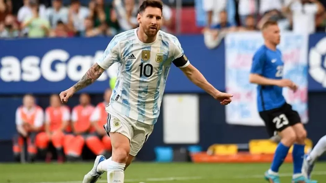Messi se destapó ante Estonia y logró su primer juego de cinco goles con Argentina