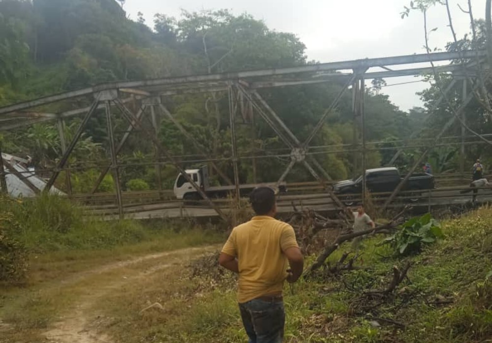 Un hombre y su hijita de 6 años fueron las víctimas del desplome del puente en El Vigía