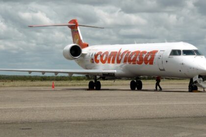 Estados Unidos emitió los vuelos de la aerolínea estatal Conviasa para operaciones de deportación y repatriación de migrantes venezolanos. 
