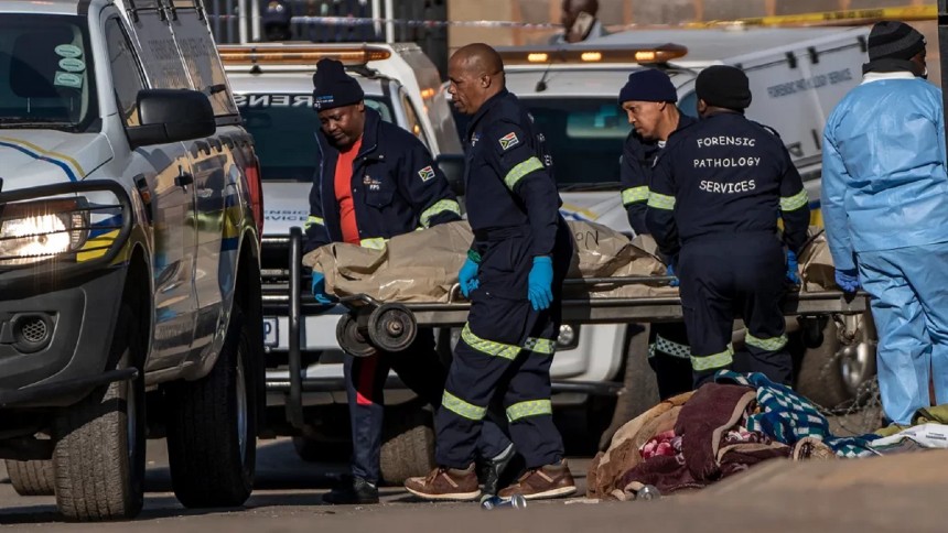 EN SUDÁFRICA | Tiroteo dentro de albergue dejó al menos siete muertos y dos heridos