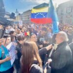 VIDEO: Miles de venezolanos tomaron las calles de Madrid para mostrar su apoyo a María Corina y pedir elecciones libres