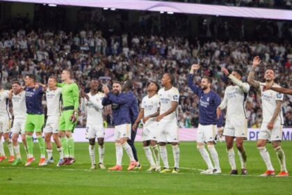 Real Madrid se proclamó campeón anticipado en España tras triunfo sobre el Cádiz y derrota del Barcelona