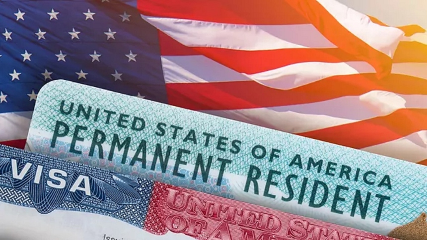 ¿Cuáles son los derechos y obligaciones al recibir la Green Card o residencia permanente estadounidense? Se trata del equilibrio perfecto