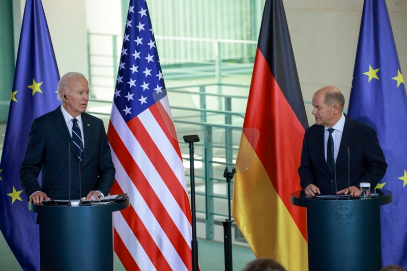 El presidente de Estados Unidos, Joe Biden, realizó una visita relámpago a Alemania con el objetivo de abordar dos de los temas más críticos en la agenda internacional: la situación en Oriente Medio y el conflicto en Ucrania.  