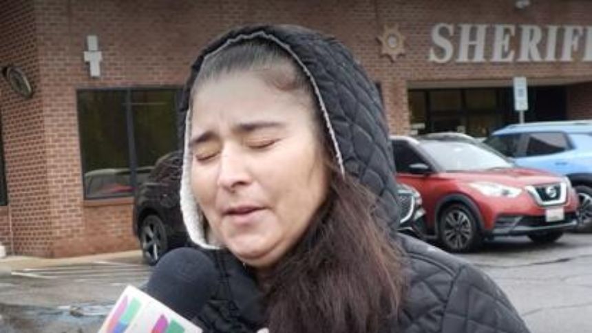 TRAGEDIA EN MARYLAND: Olvidó a su hija de dos años dentro del carro y horas después la halló muerta
