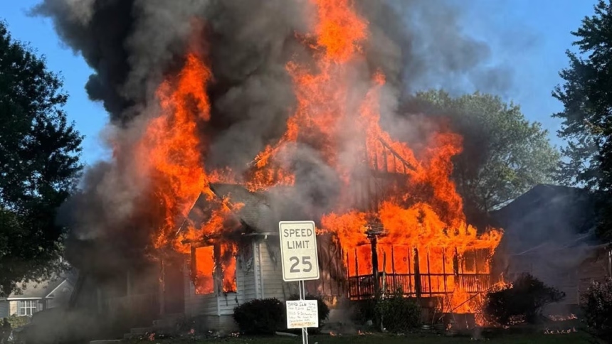 Una mañana que prometía ser tranquila se convirtió en pesadilla este domingo, 10 de agosto, cuando un voraz incendio consumió una vivienda en Waldorf, Maryland (EEUU), dejando seis víctimas fatales, entre ellas cuatro niños.  