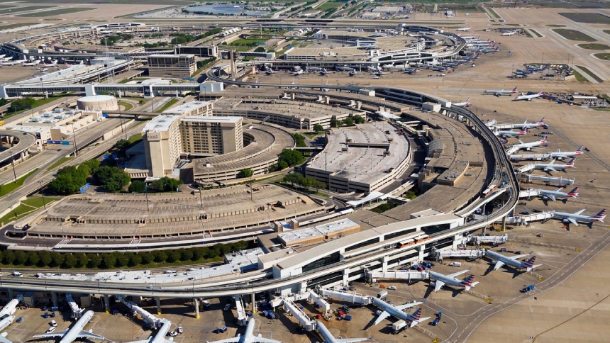 En un año marcado por récords de tránsito aéreo y una creciente demanda de experiencias más humanas y placenteras, el estudio anual de J.D. Power reveló cuáles son los aeropuertos mejor valorados en Estados Unidos y Canadá.  