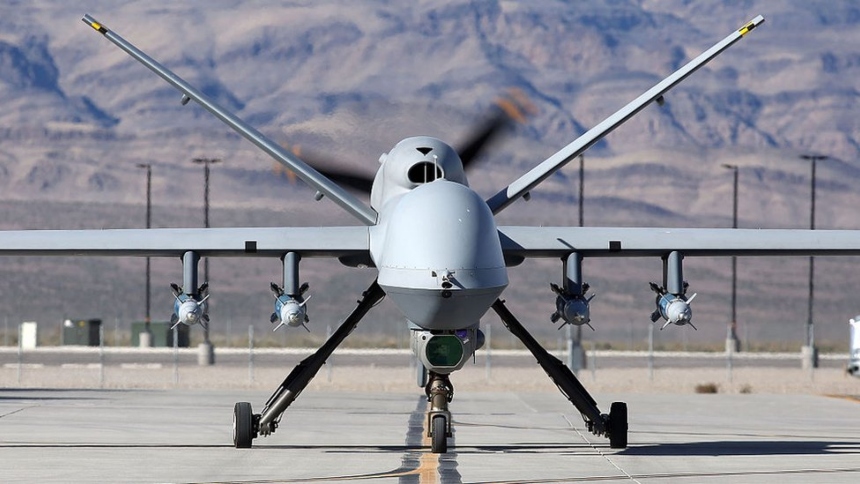 En una operación que ha generado intensas reacciones en toda América Latina, fuentes del gobierno de Estados Unidos habría confirmado el uso de un avión no tripulado MQ-9 Reaper para atacar la narcolancha cerca de las costas venezolanas en el mar Caribe.  