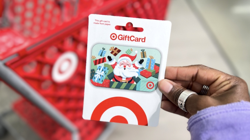 Martín López, un experto en seguridad cibernética, alertó sobre el aumento de fraudes con tarjetas de regalo en Estados Unidos, una modalidad delictiva que ha dejado a numerosos consumidores sin su dinero incluso antes de poder usar estos productos.  