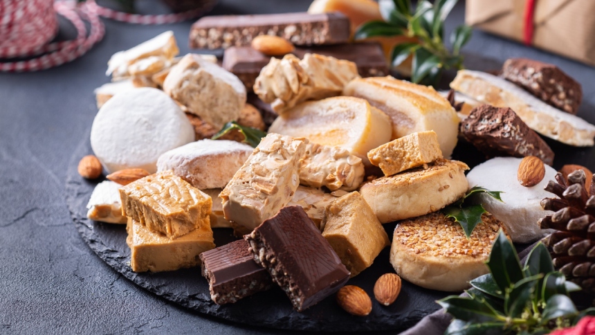 Las autoridades sanitarias de Estados Unidos emitieron una alerta urgente tras el retiro del mercado de varios dulces navideños que podrían contener alérgenos no declarados en su etiquetado, un riesgo serio para consumidores con alergias alimentarias y que pueden ser mortales.  