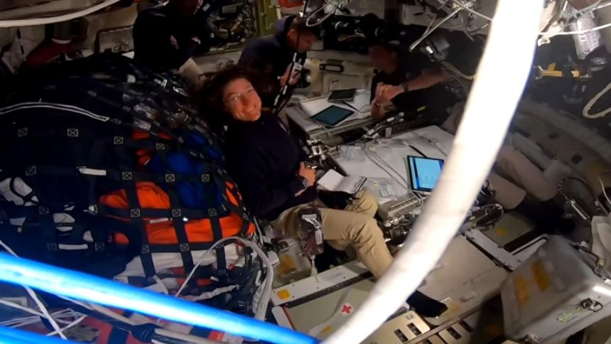 Astronautas de Artemis II pierden el contacto con la Tierra al pasar por detrás de la Luna