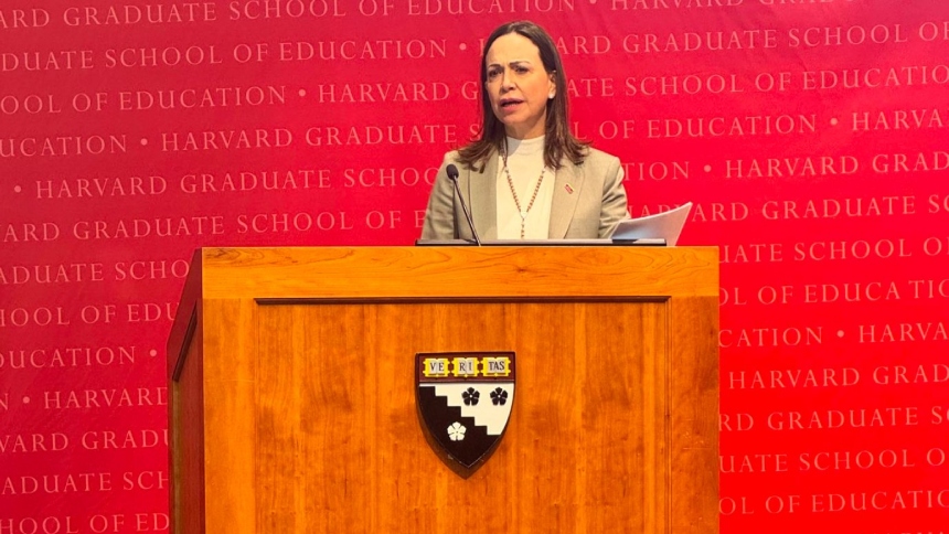 María Corina Machado presentó este martes, 12 de mayo, en la Universidad de Harvard, en los Estados Unidos, su plan educativo «Venezuela Tierra de Gracia» como eje central de la reconstrucción nacional. 