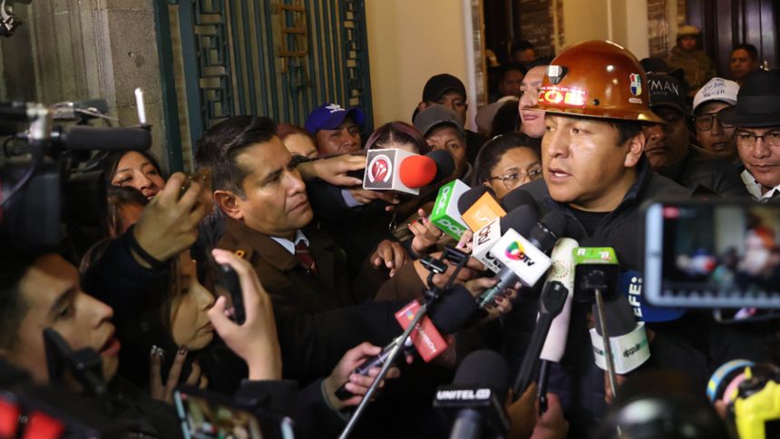 Imponen estado de excepción en Bolivia tras siete semanas de protestas y bloqueos de carreteras