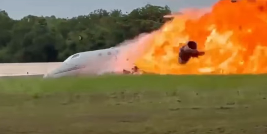 El avión se estrelló