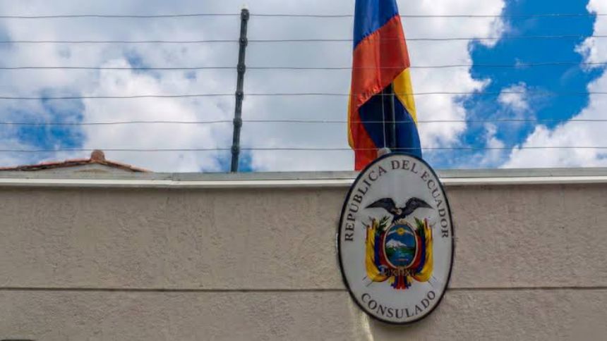 Ecuador anunció el fin de su atención consular presencial en el país, activada tras los sismos del 24Jun