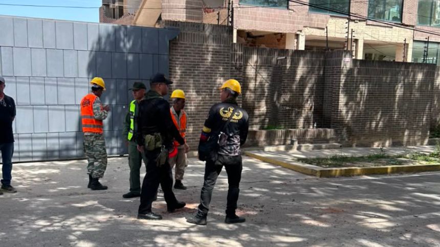 VIDEO: Denuncian desalojos forzosos y demolición inminente de edificios en Playa Grande