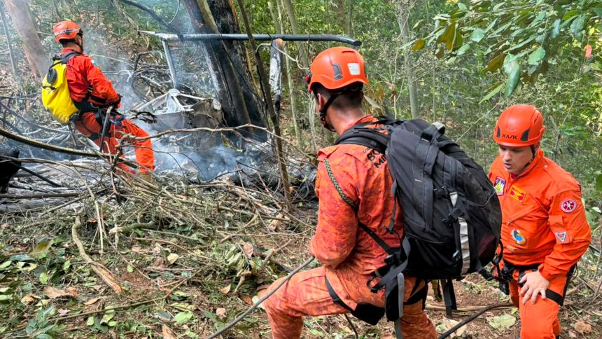 TRÁGICO ACCIDENTE EN BRASIL: Helicóptero en se estrelló en área boscosa de Río de Janeiro, hubo cuatro fallecidos