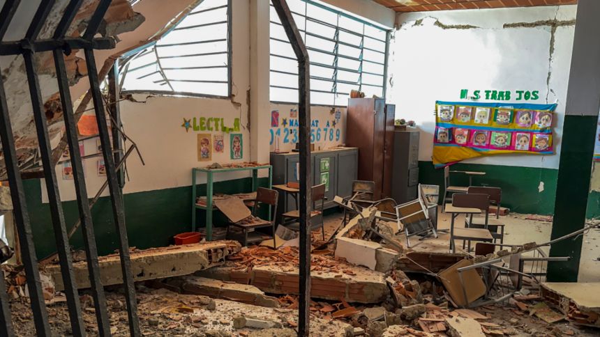 Alumnos de 91 escuelas afectadas por terremotos serán reubicados el próximo año escolar