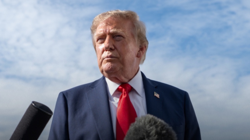 Trump anunció 'el acuerdo petrolero más grande de la historia' con Venezuela