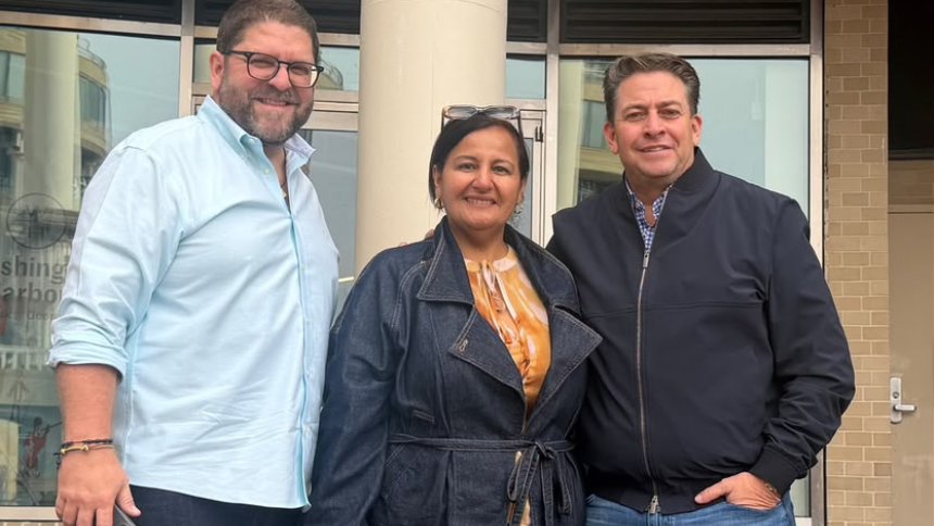 El alcalde de Chacao, Gustavo Dique, se reunió en EEUU con Dinorah Figuera. Foto cortesía