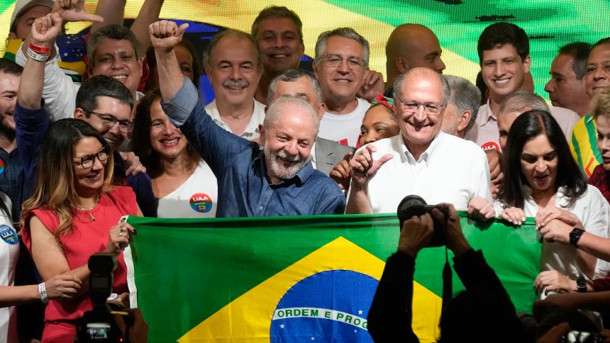 Lula da Silva se impuso en el balotaje y seguirá siendo presidente de Brasil